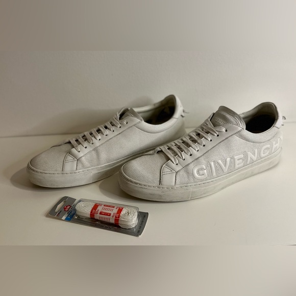 Givenchy Men’s Urban Street Low Embroidered Logo Sneakers White 45 EU 11.5 US - Picture 2 of 15